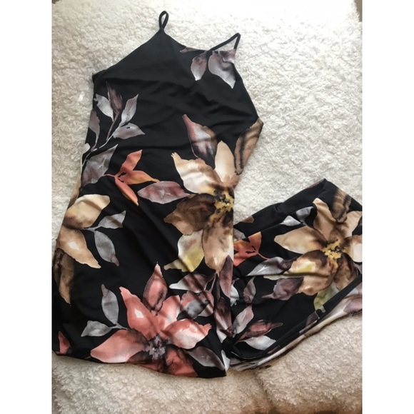 HelloMiss Backless Black Floral MaxiDress/Sundress - Picture 4 of 4